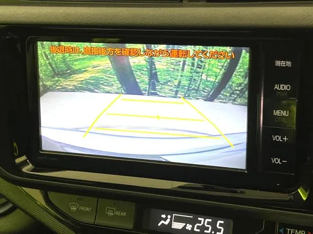 Toyota Aqua 2016 photo 5