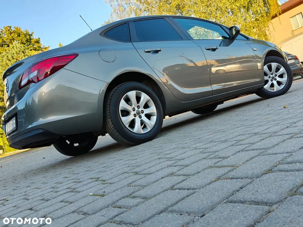 Opel Astra 2016 photo 3