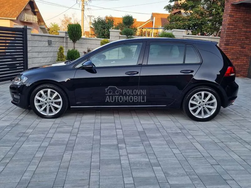 Volkswagen Golf 2013 photo 4