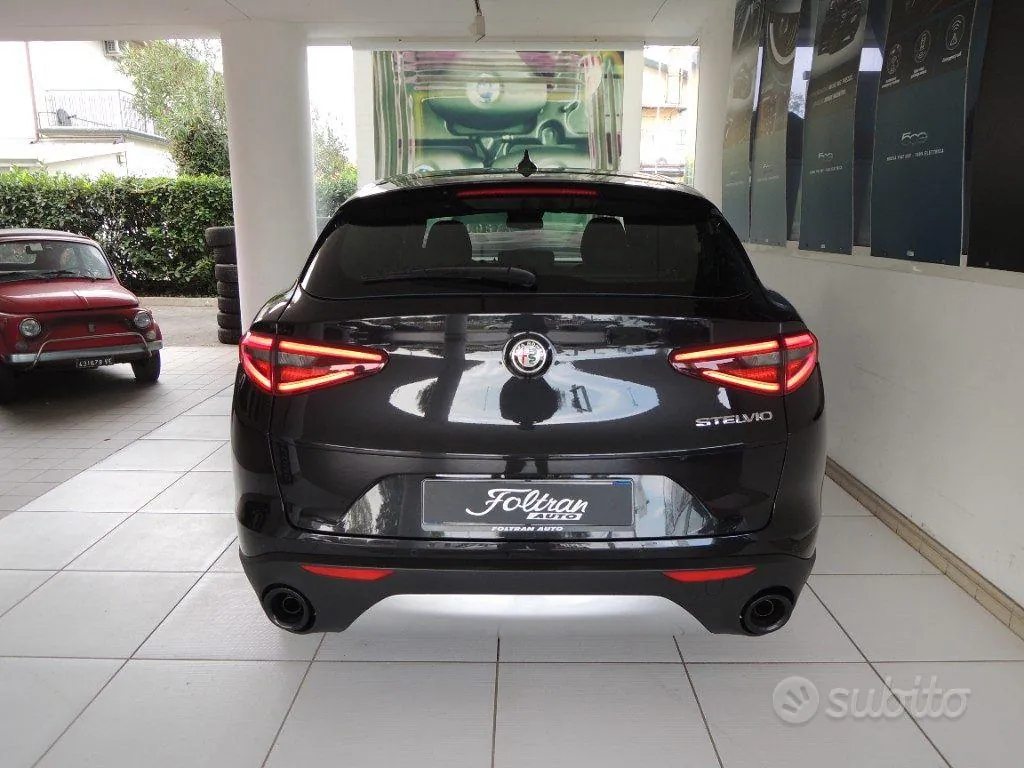 Alfa Romeo Stelvio 2022 photo 5