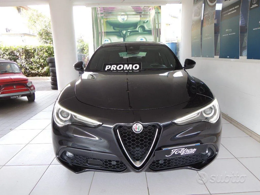 Alfa Romeo Stelvio 2022 photo 2