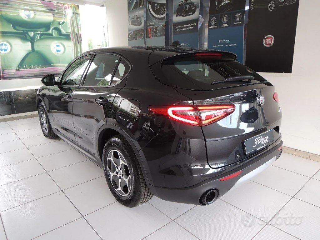 Alfa Romeo Stelvio 2022 photo 4