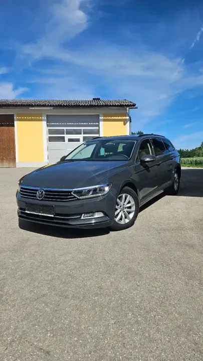 Volkswagen Passat 2018 photo 2