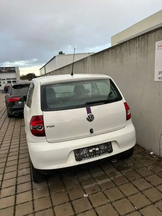 Volkswagen Fox 2009 photo 2