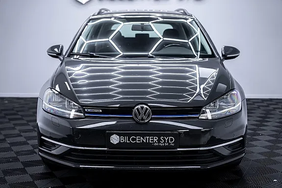 Volkswagen Golf I 2019 photo 4