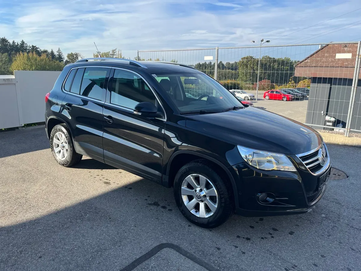 Volkswagen Tiguan 2010 photo 2