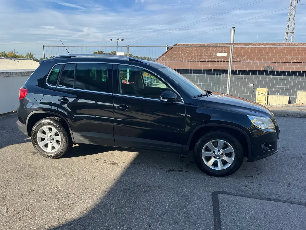 Volkswagen Tiguan 2010 photo 3