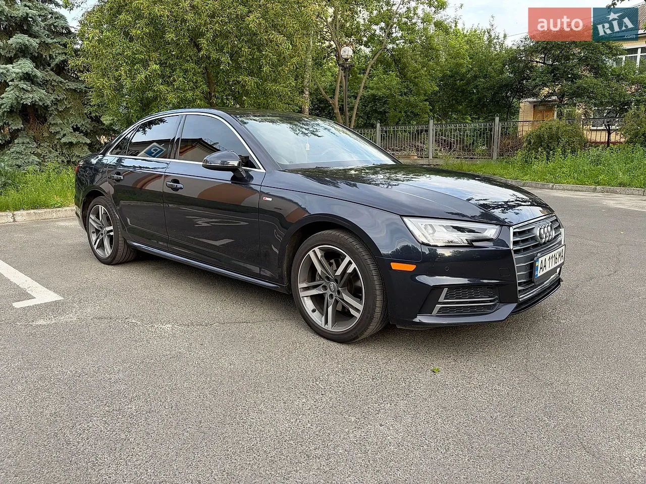 Audi A4 2017 photo 3