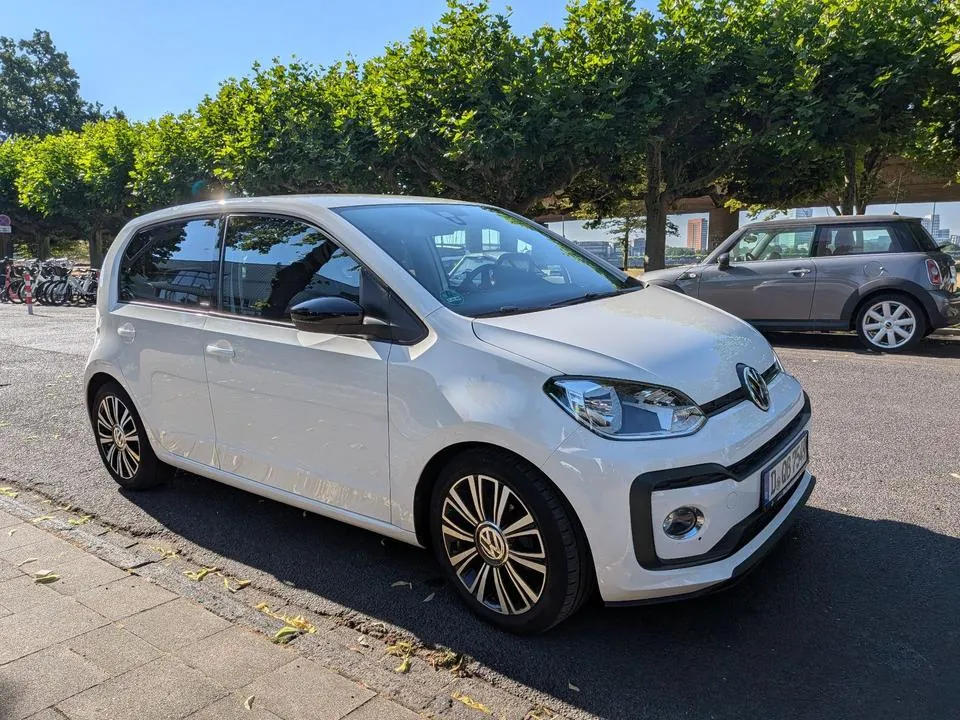 Volkswagen Up