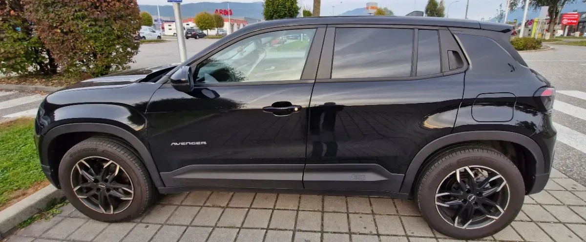 Jeep Avenger 2023 photo 2