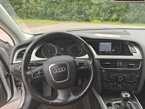 Audi A4 2009 photo 5