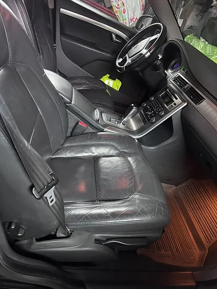 Volvo V70 2011 photo 4