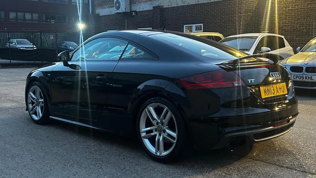 Audi Tt 2013 photo 5