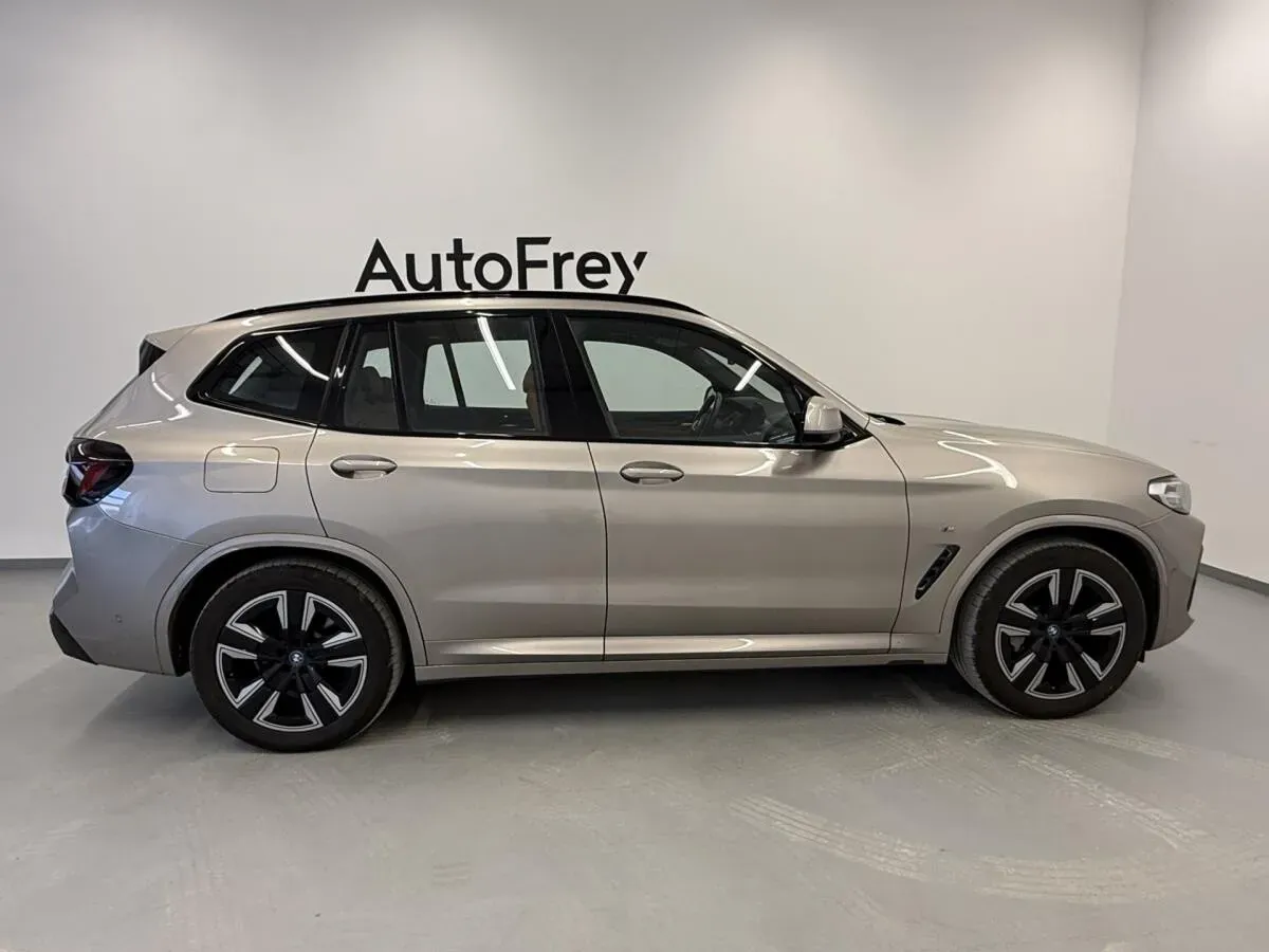 BMW Ix3 2023 photo 3