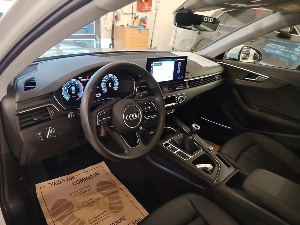 Audi A4 2021 photo 3