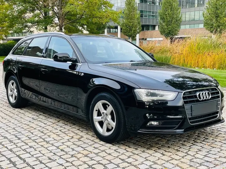 Audi A4 2013 photo 4