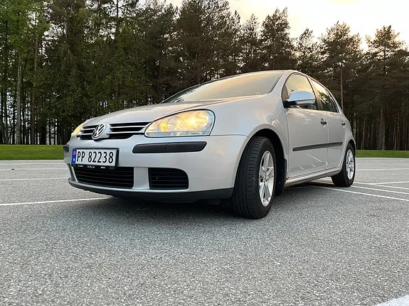 Volkswagen Golf V 2005 photo 2
