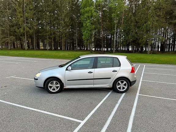 Volkswagen Golf V 2005 photo 3