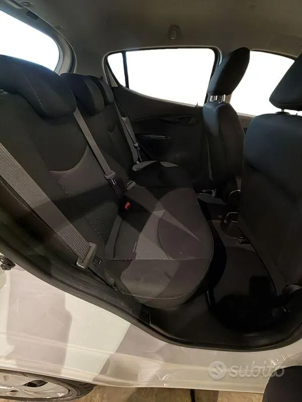 Opel Karl 2017 photo 5