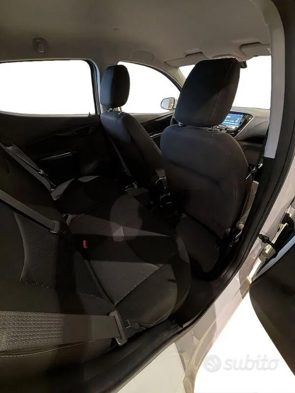 Opel Karl 2017 photo 3