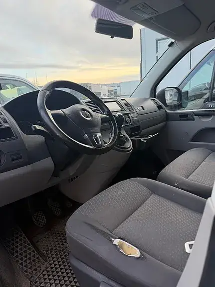 Volkswagen Transporter 2010 photo 5