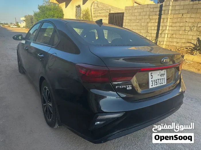 Kia Forte 2019 photo 5