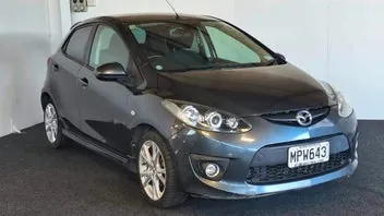 Mazda Demio 2009 photo 2