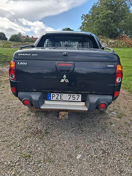 Mitsubishi L200 2007 photo 5