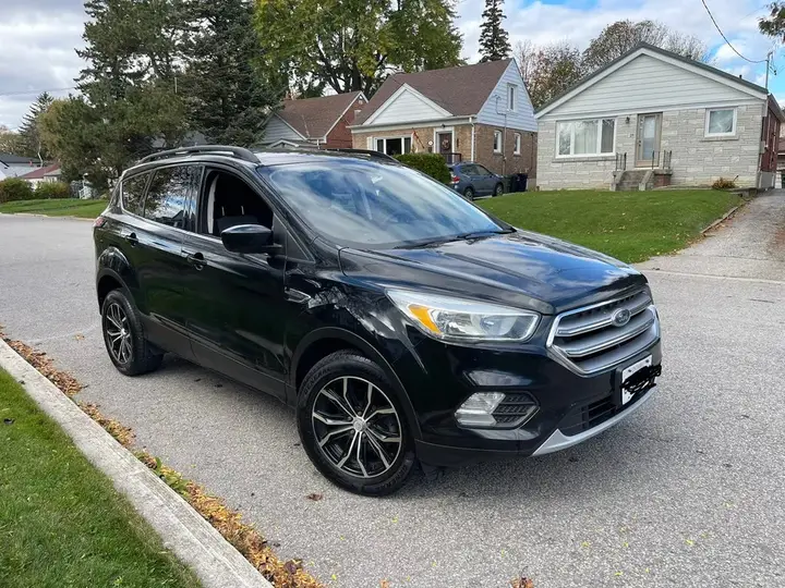 Ford Escape 2017 photo 3