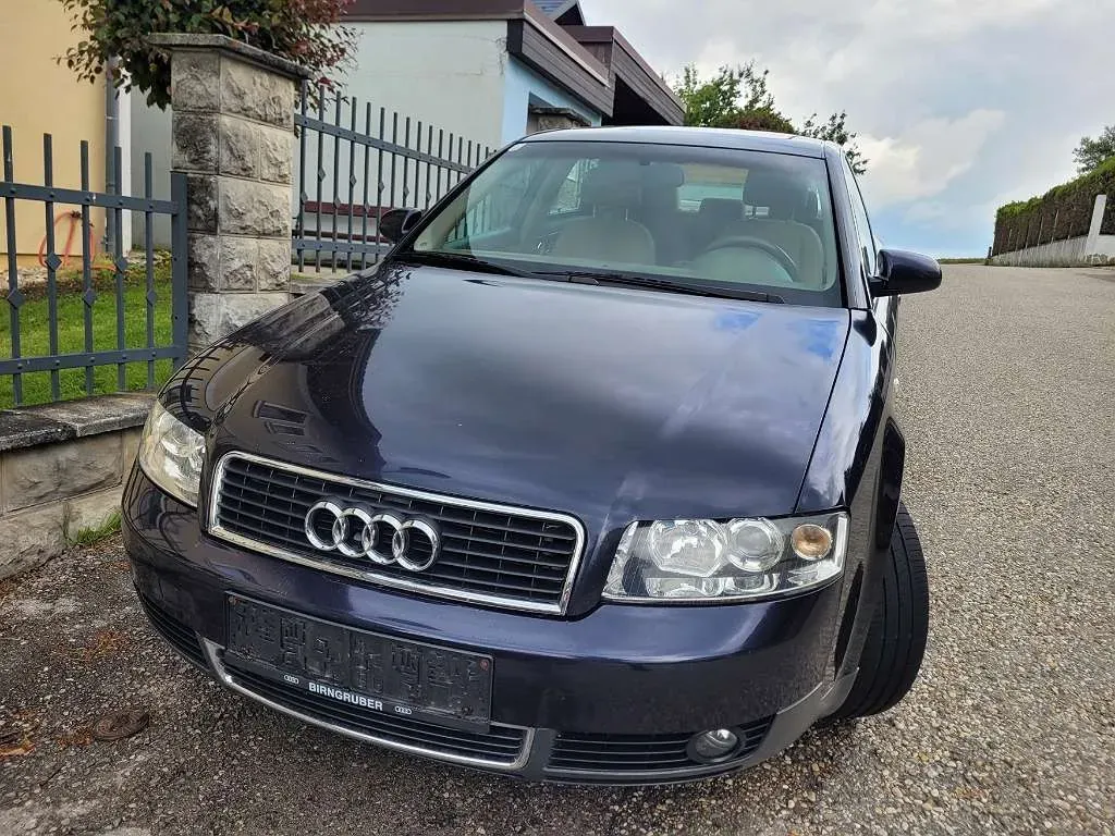 Audi A4 2001 photo 2