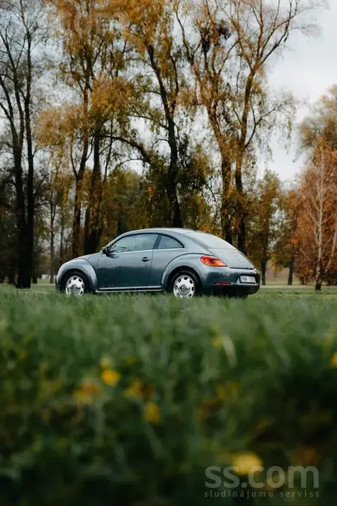 Volkswagen Beetle 2012 photo 3