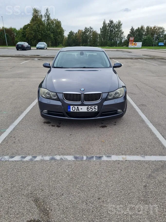 BMW 330 2006 photo 3