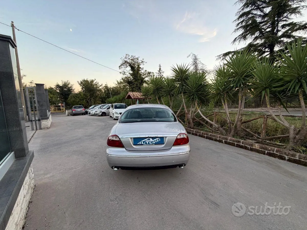 Jaguar S-Type 2005 photo 5
