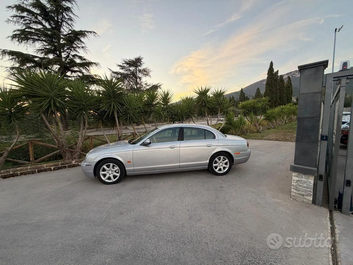 Jaguar S-Type 2005 photo 2