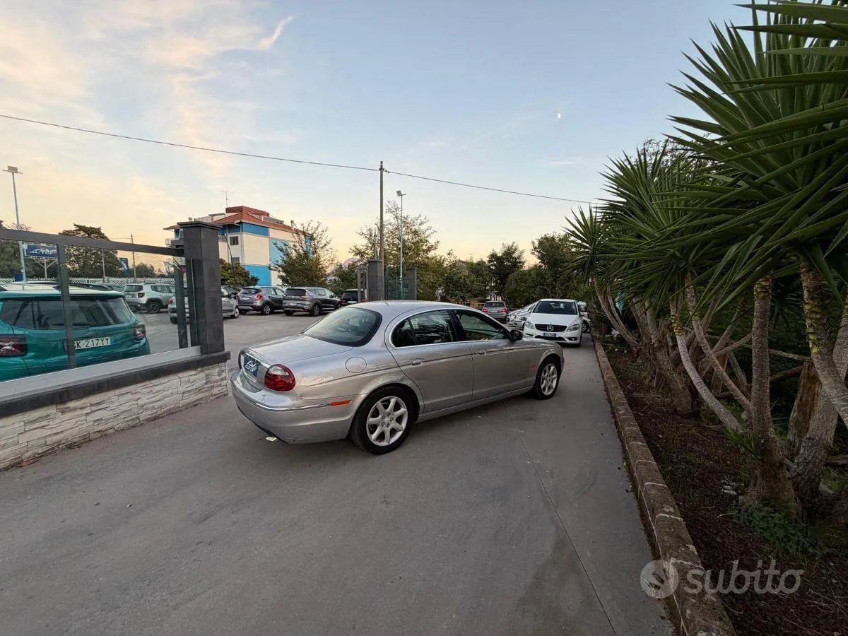 Jaguar S-Type 2005 photo 4