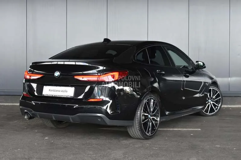 BMW 216 2021 photo 2
