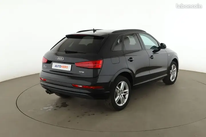 Audi Q3 2018 photo 3
