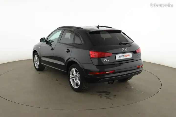 Audi Q3 2018 photo 2