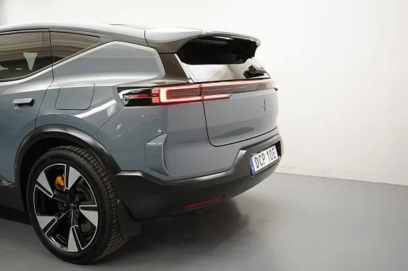 Polestar 3 2024 photo 3
