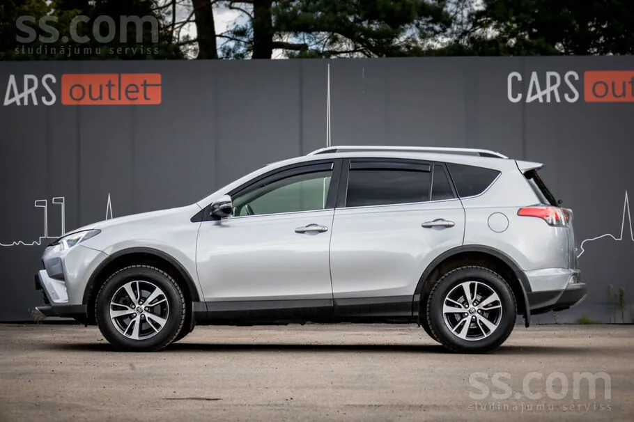 Toyota Rav4 2016 photo 4