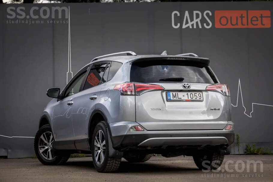 Toyota Rav4 2016 photo 5