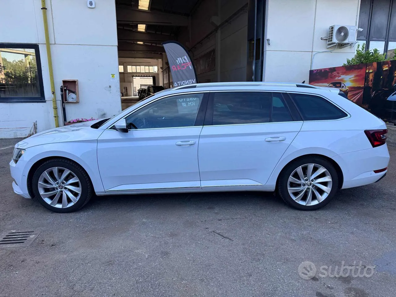 Skoda Superb 2016 photo 5