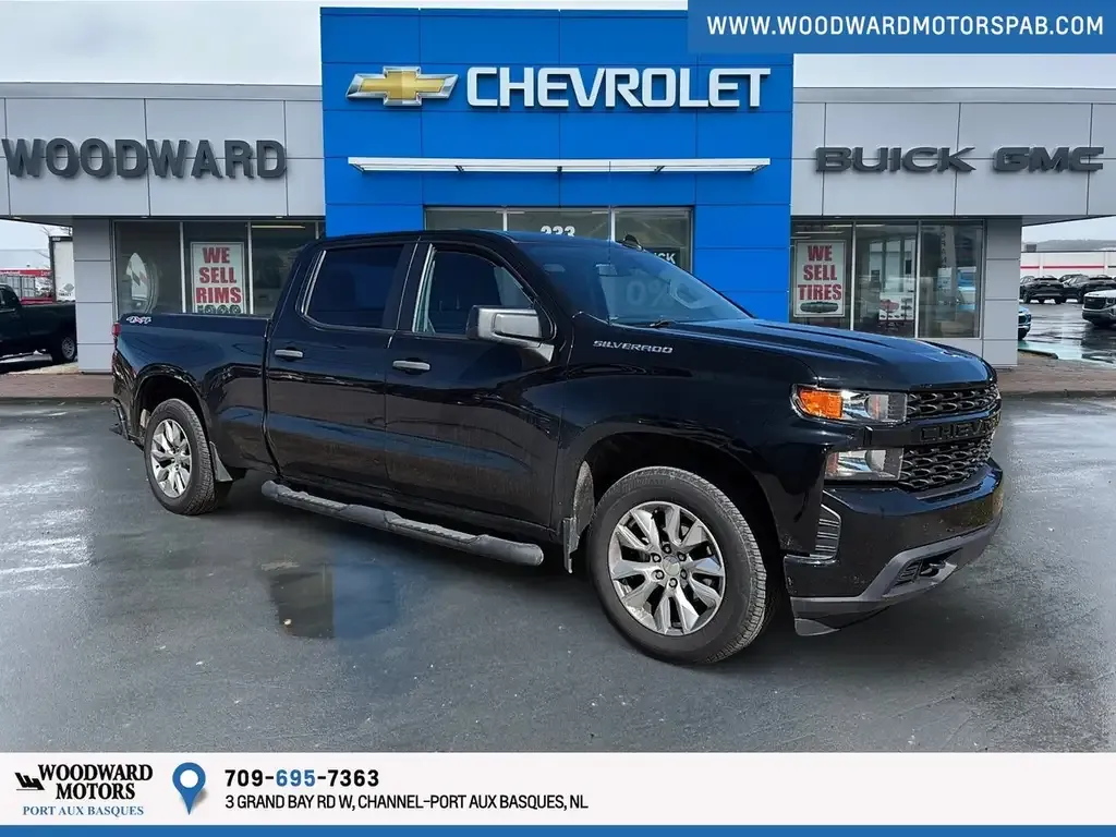 Chevrolet Silverado 1500 2021 photo 2