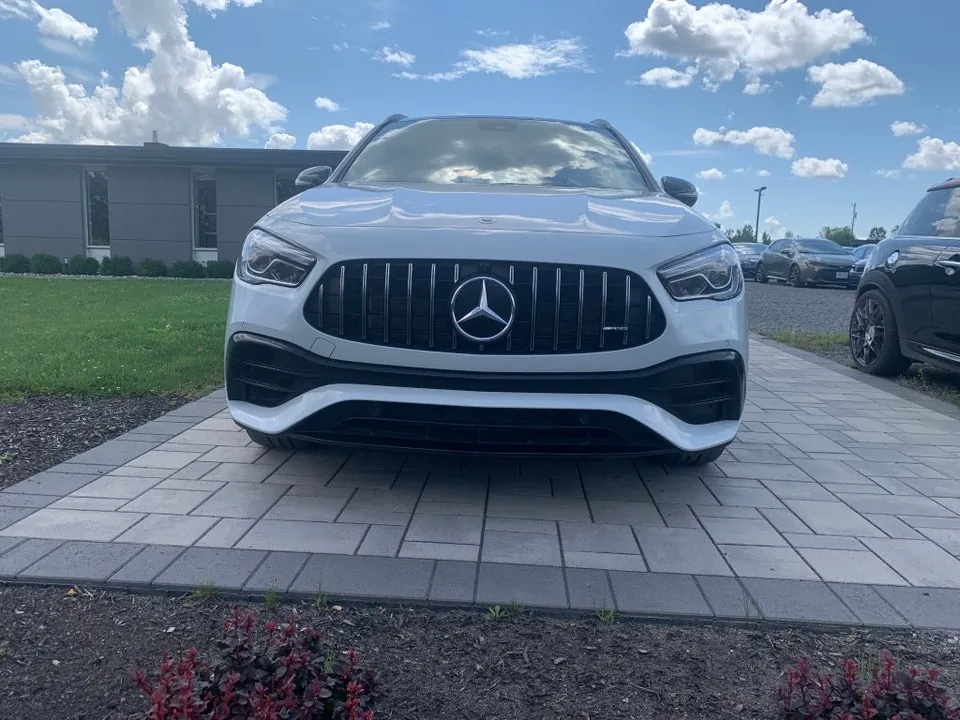 Mercedes-Benz Gla 2022 photo 2