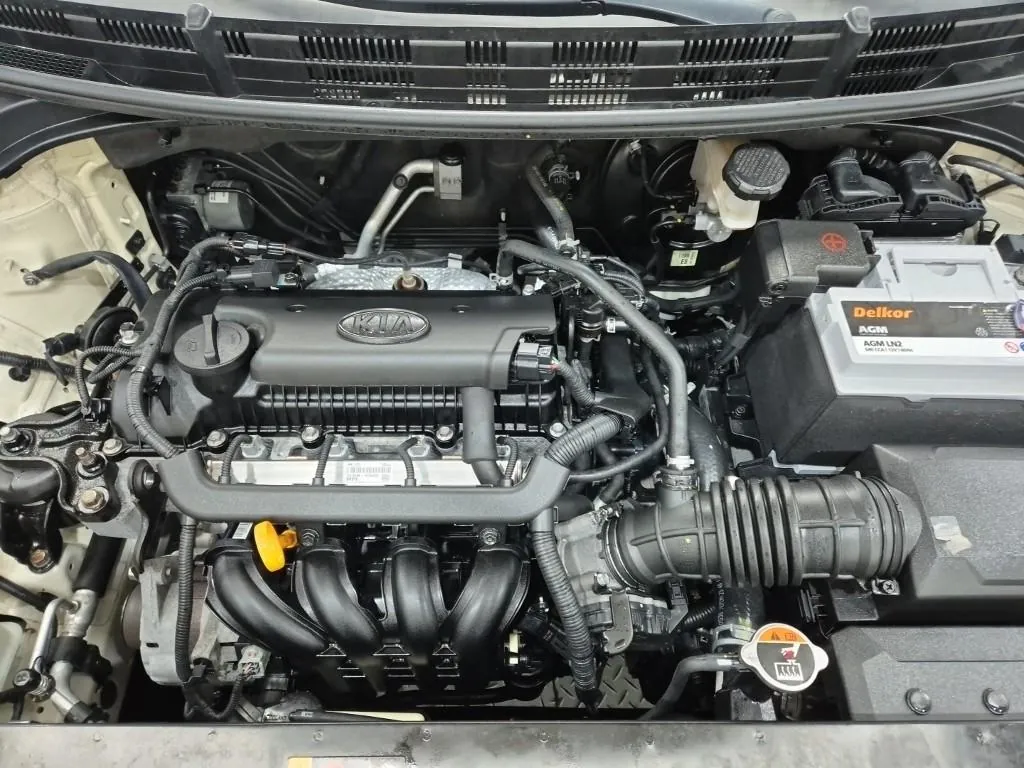 Kia Stonic 2018 photo 5