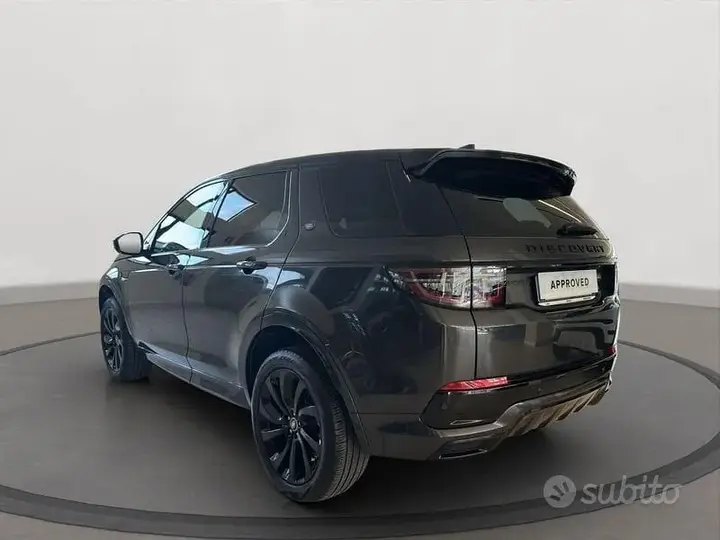 Land Rover Discovery Sport 2025 photo 3