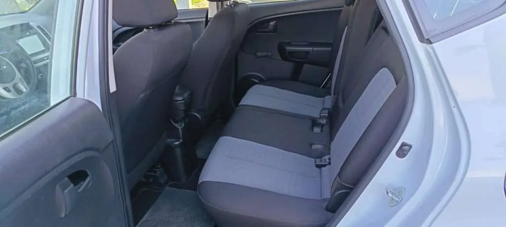 Kia Venga 2016 photo 5