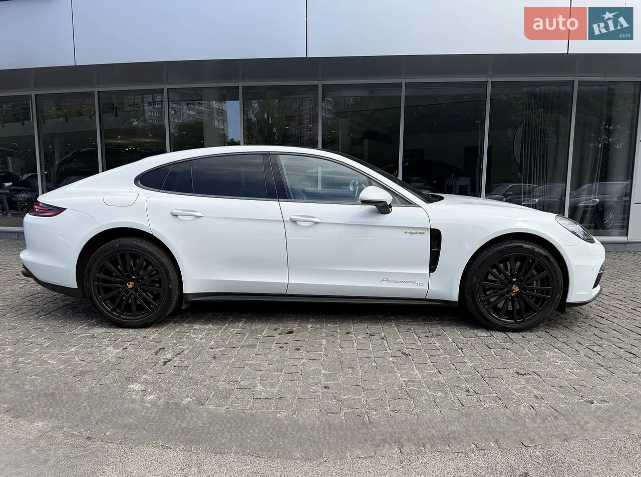 Porsche Panamera 2020 photo 5