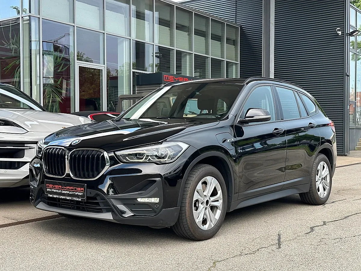 BMW X1 2022 photo 2