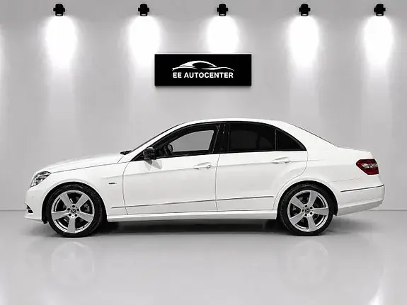 Mercedes-Benz E200 2012 photo 2
